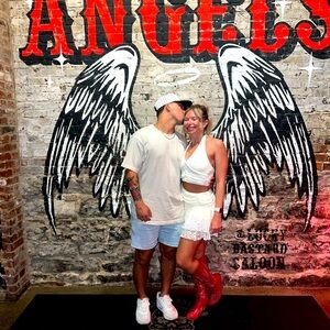 Meet your Posher, Ally